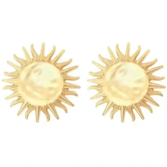 Zara Sun Silver Earrings - Picture 4 of 4